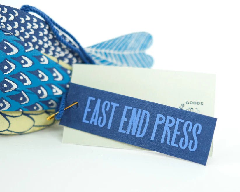 East End Press: Dove Board Christmas Decoration - Acorn & Pip_East End Press