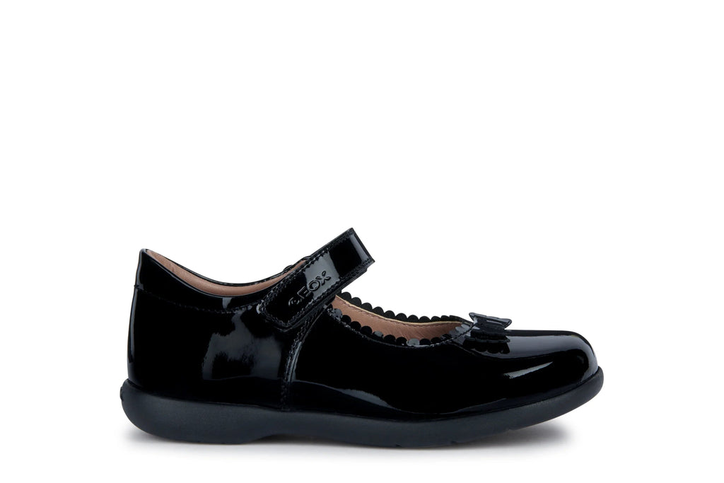 Geox: Naimara - Black Patent Scallop Mary Jane - Acorn & Pip_Geox