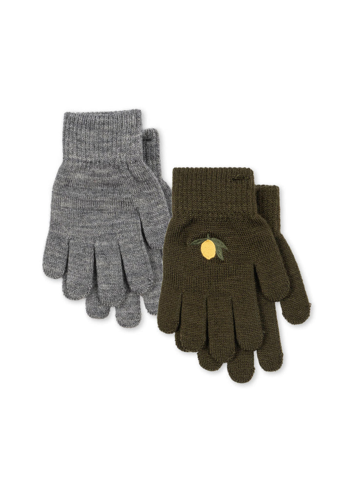 Kombu green Filla glove lemon detail