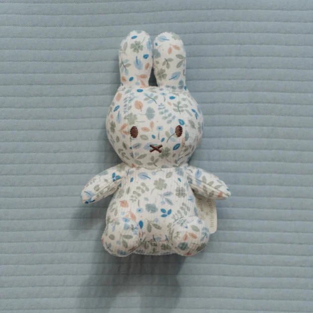 Little Dutch: Miffy x Little Dutch Cuddle all - over - print 20 cm - Lucky Leaves - Acorn & Pip_Little Dutch