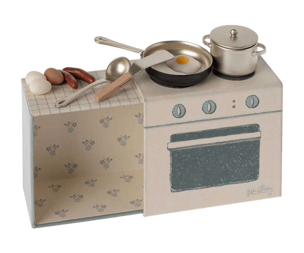 Maileg: Cooking Set (New) - Acorn & Pip_Maileg