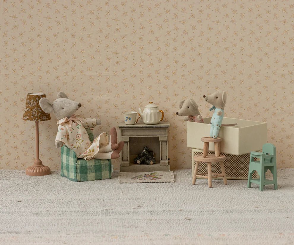 Maileg: Fireplace - Off white - Mouse - Acorn & Pip_Maileg