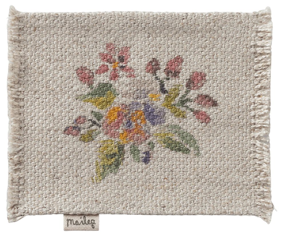 Maileg: Rug, Flowers - Small - Acorn & Pip_Acorn & Pip