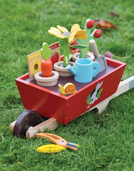 Tender Leaf Toys: Wheelbarrow Set - Acorn & Pip_Tender Leaf Toys